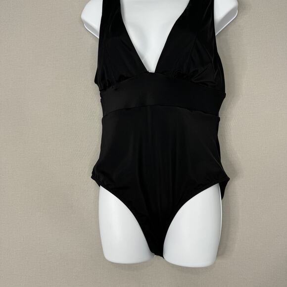 Andie One Piece Swimsuit Womens Medium Black Plunge V Neck Monique Bathing Suit - Picture 3 of 15